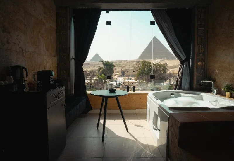 Suite With Pyramids View