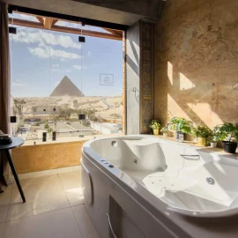 Junior Suite With A Jacuzzi and Pyramids View