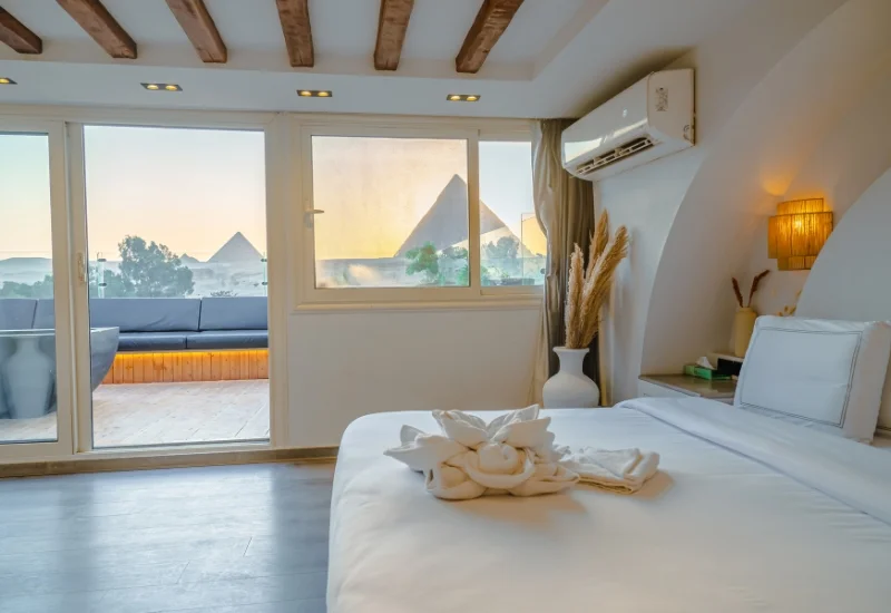 pyramids view suite