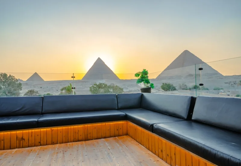 pyramids view suite